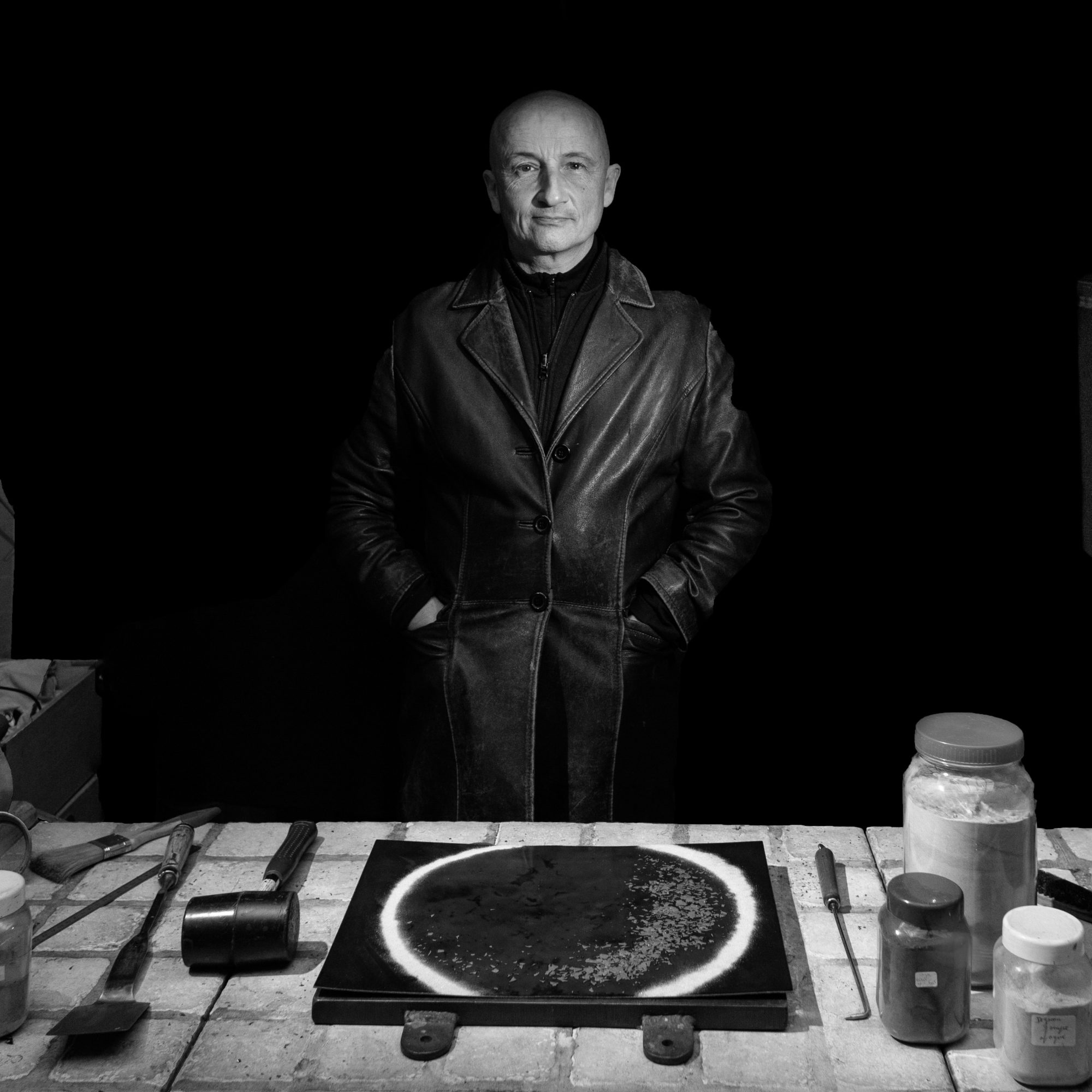 Ouvre en émail sur métal présente à la galerie d'EMPREINTES