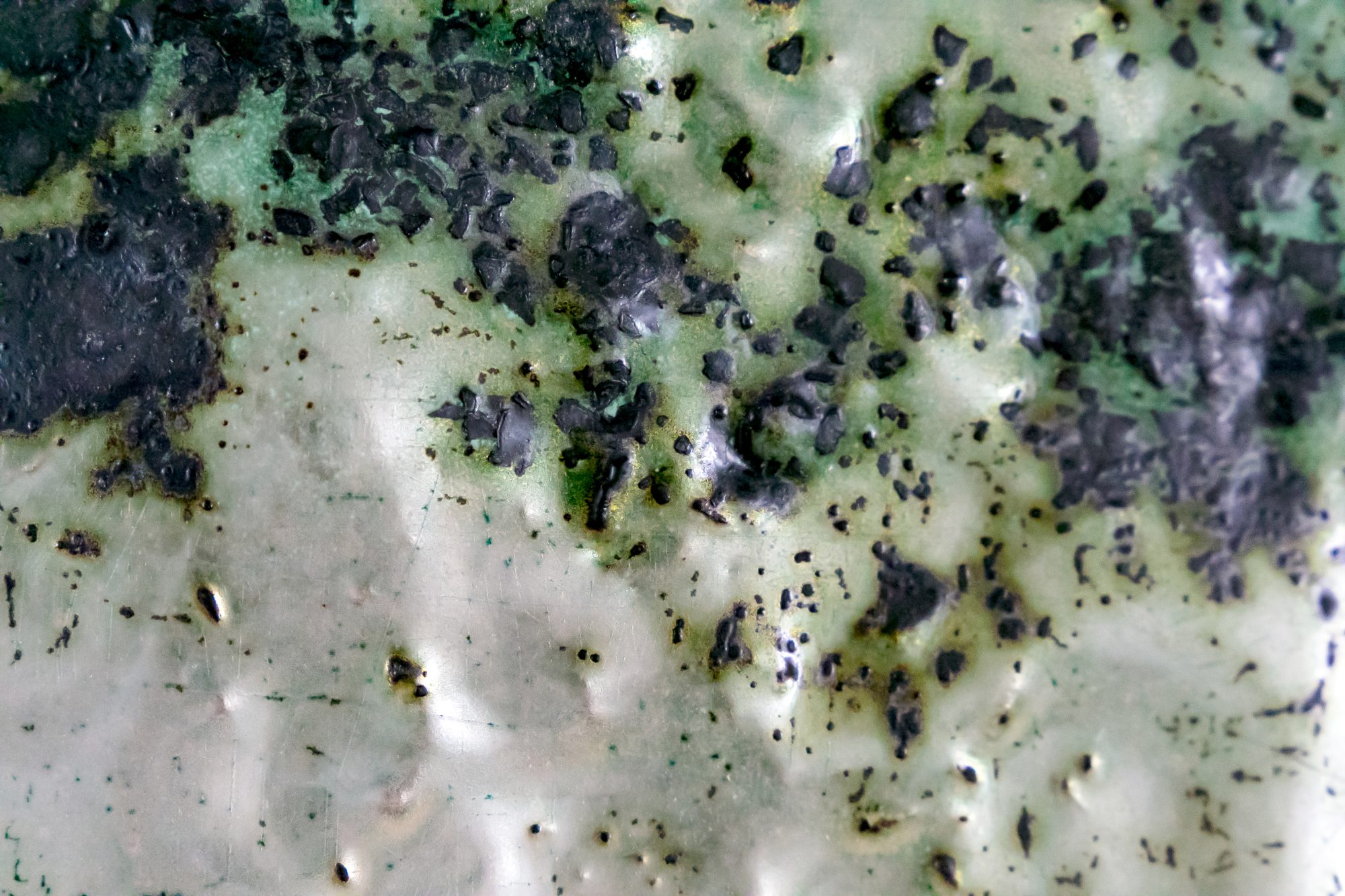 œuvres murales en émail sur métal de Marie-Hélène Soyer